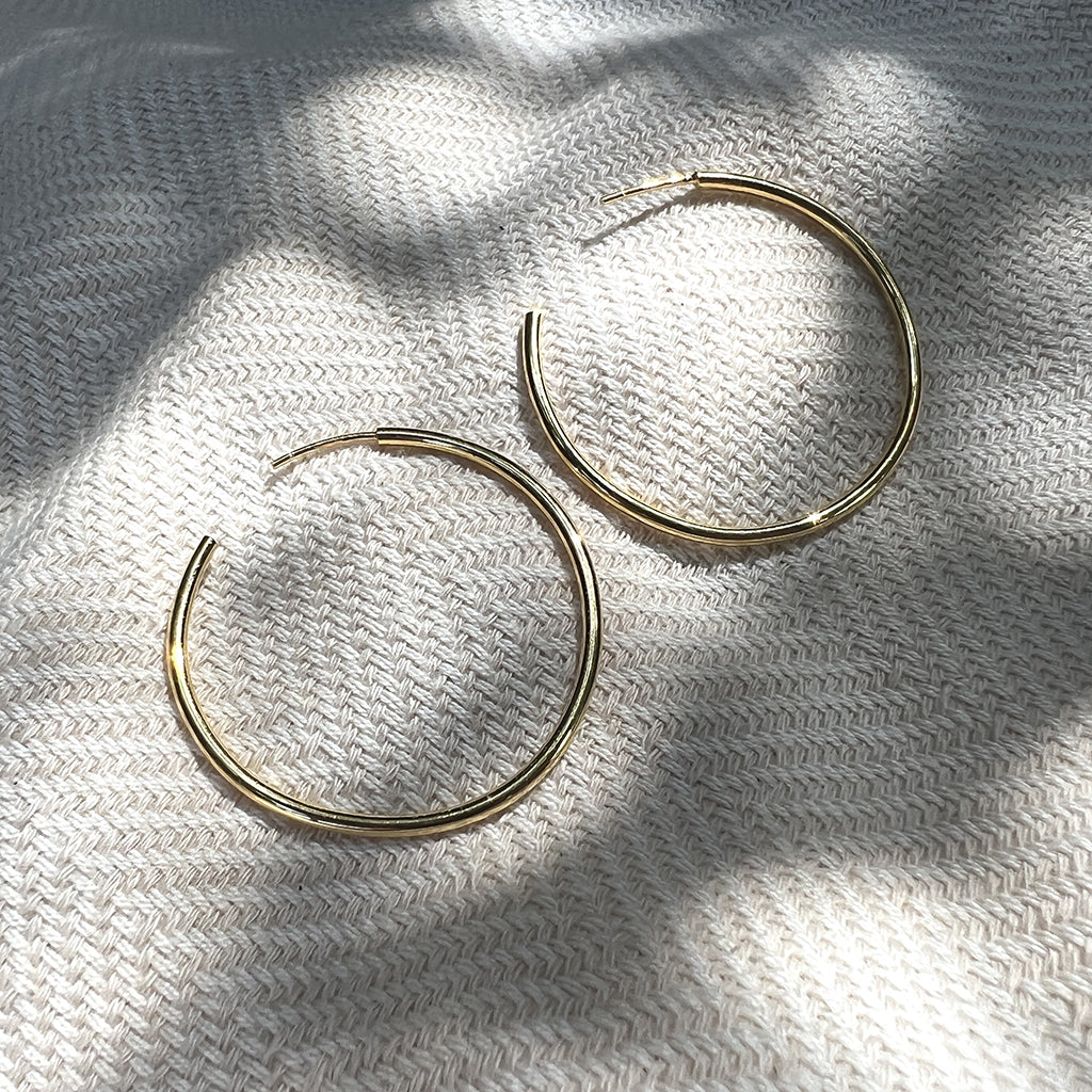 Classic Bombshell Hoop